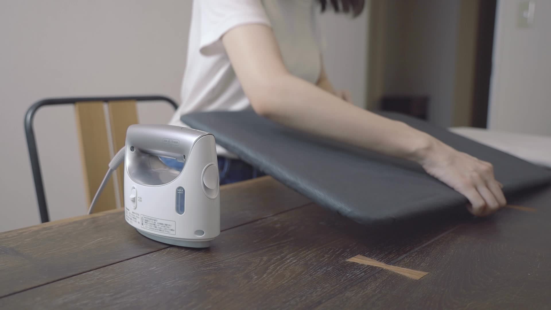 Amazon.co.jp : 和平フレイズ アルミコート アイロン台 スタンド式
